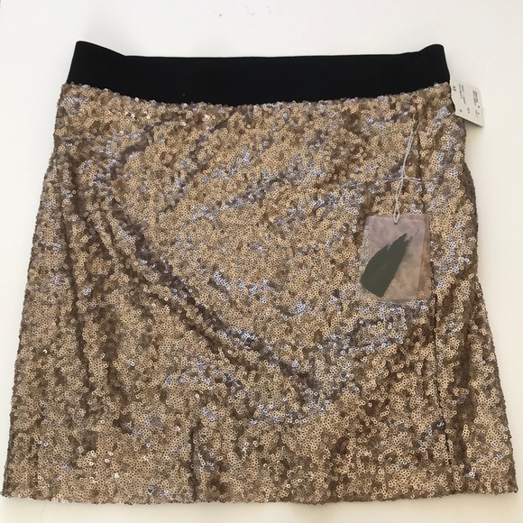Brand New Short Gold Sequence Skirt - Picture 1 of 2